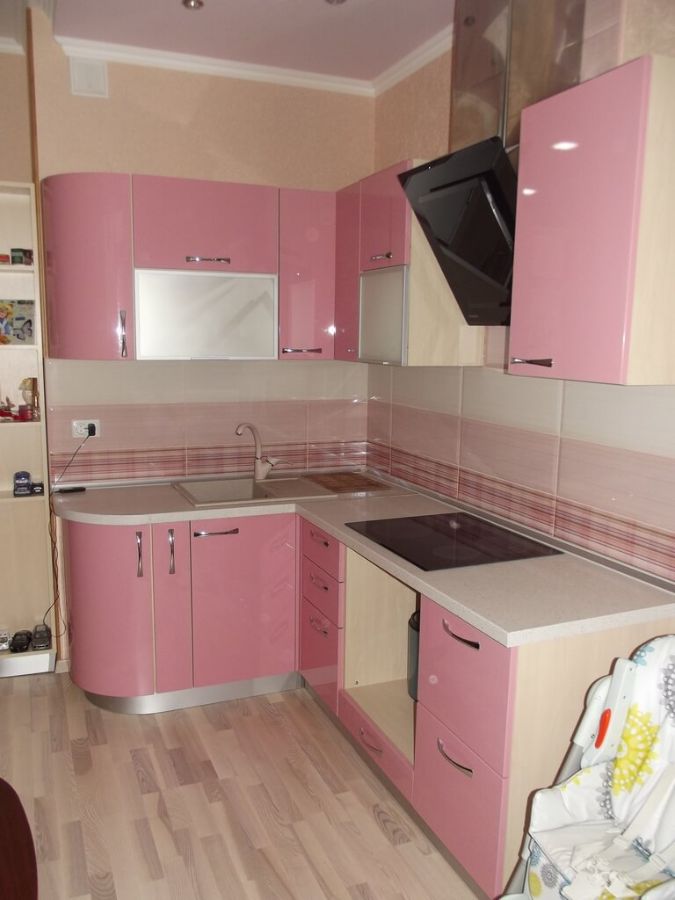 Кухня в розовых тонах Фото_4